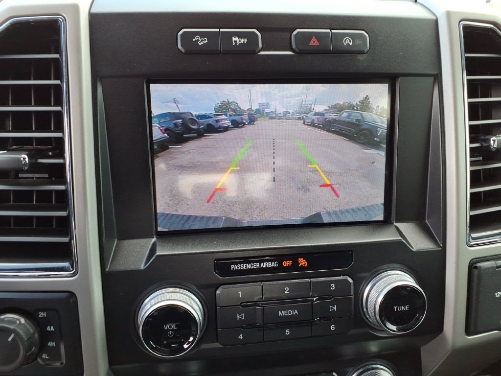 Used 2019 Ford F150 Lariat w/ Equipment Group 502A Luxury AWD/4WD image 33
