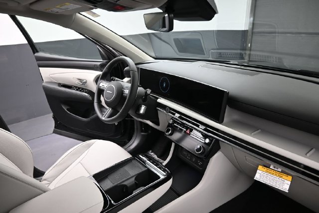 New 2026 Hyundai Tucson Limited AWD/4WD image 12