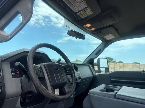 Used 2014 Ford F250 XL w/ XL Value Package RWD image 38
