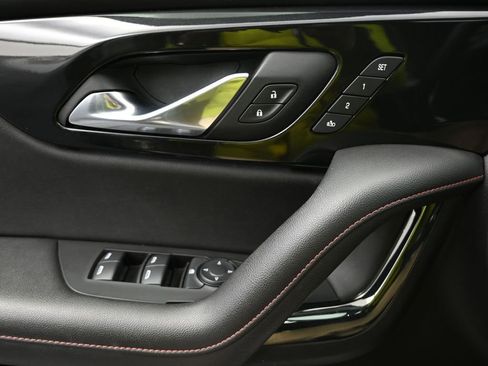 Used 2023 Chevrolet Blazer RS w/ Driver Confidence II Package image 18