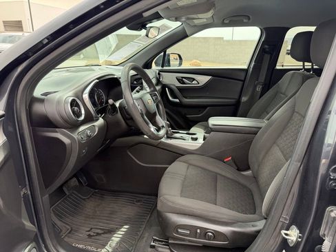 Used 2022 Chevrolet Blazer LT FWD image 11