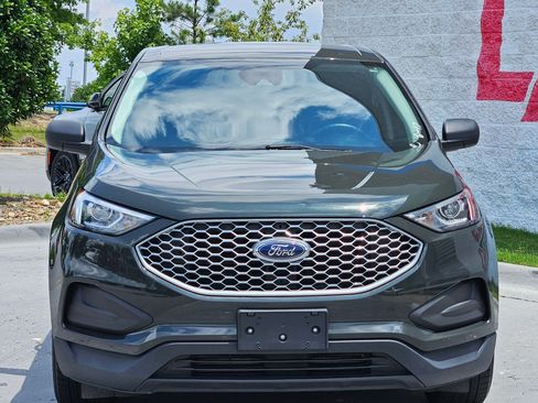 Used 2023 Ford Edge SE AWD/4WD image 2