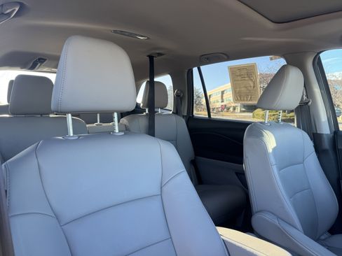 Used 2017 Honda Pilot EX-L image 22
