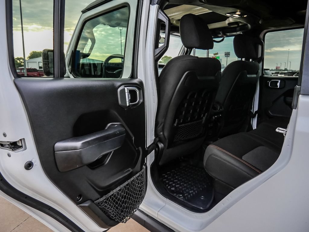 Used 2021 Jeep Gladiator Mojave AWD/4WD image 28