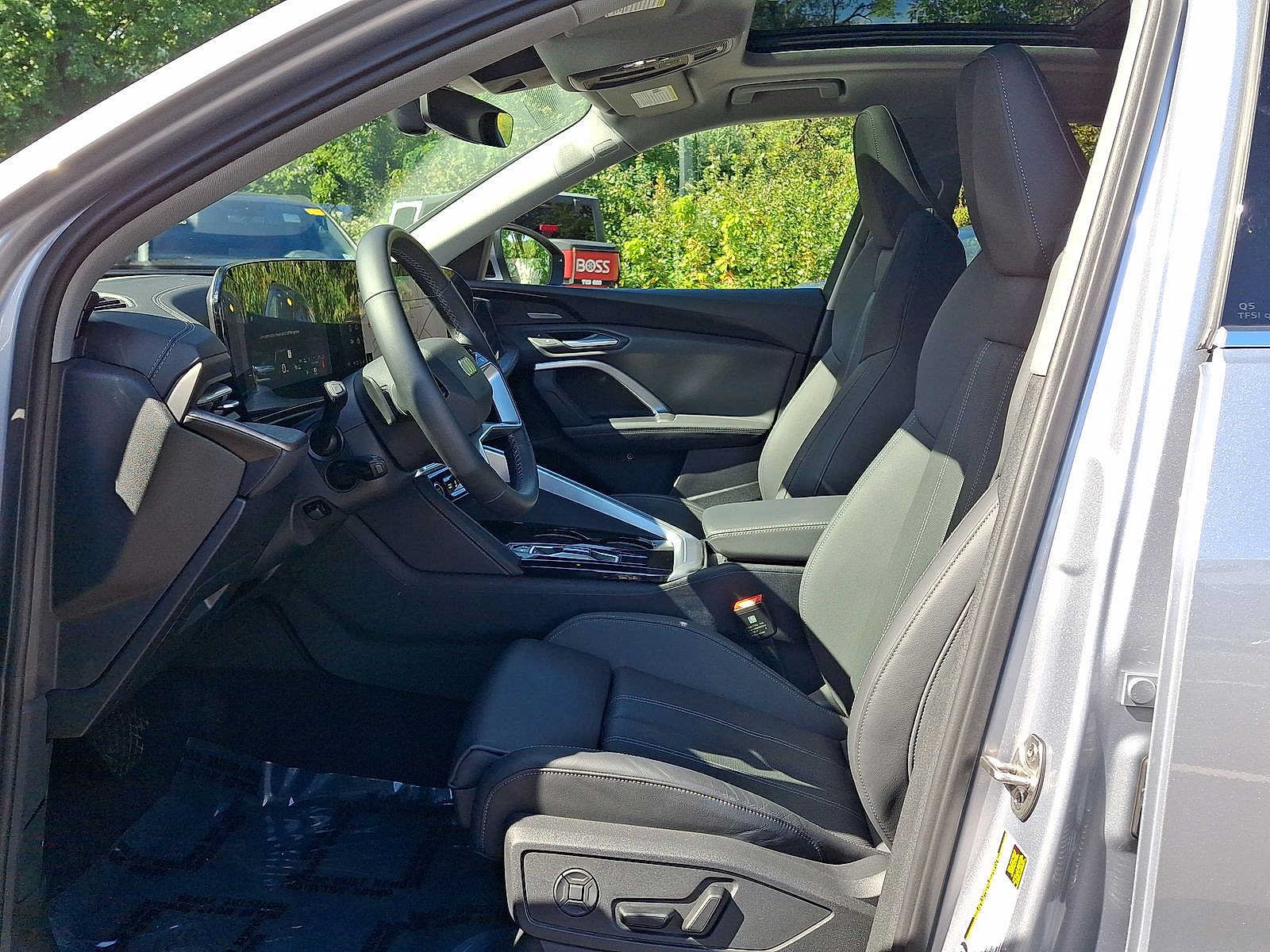 Used 2025 Audi Q5 Prestige AWD/4WD image 17