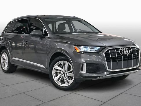 Used 2023 Audi Q7 2.0T Premium w/ Convenience Package image 3
