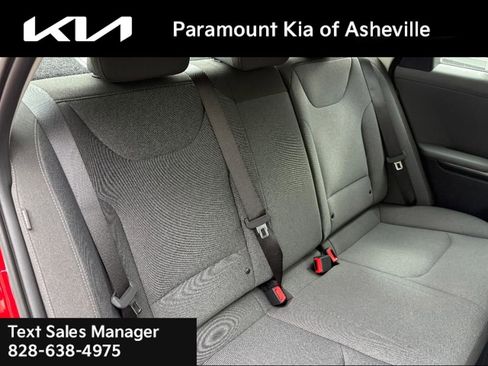 New 2025 Kia K4 LXS image 20