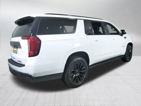 Used 2021 GMC Yukon XL AT4 w/ AT4 Premium Package image 7