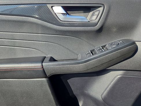 Used 2025 Ford Escape ST-Line AWD/4WD image 20
