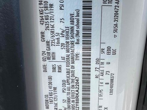 Used 2024 Ford Transit 350 XLT image 11