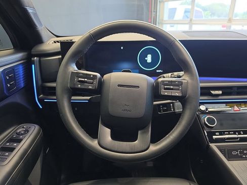 Used 2025 Hyundai Santa Fe Calligraphy FWD image 21