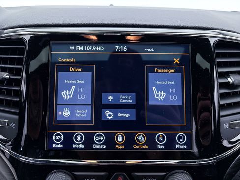 Used 2019 Jeep Grand Cherokee Altitude RWD image 20