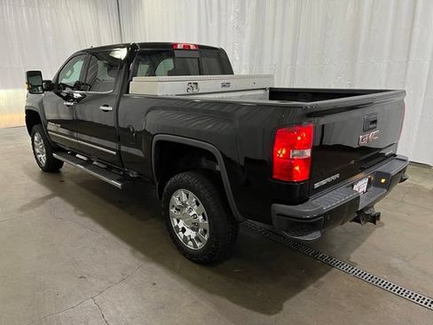 Used 2016 GMC Sierra 2500 Denali AWD/4WD image 5