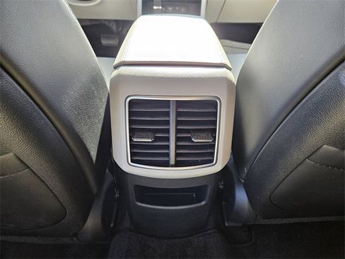 Used 2024 Kia Sportage EX image 10