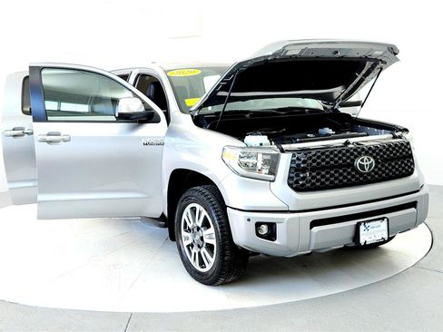 Used 2020 Toyota Tundra Platinum image 9