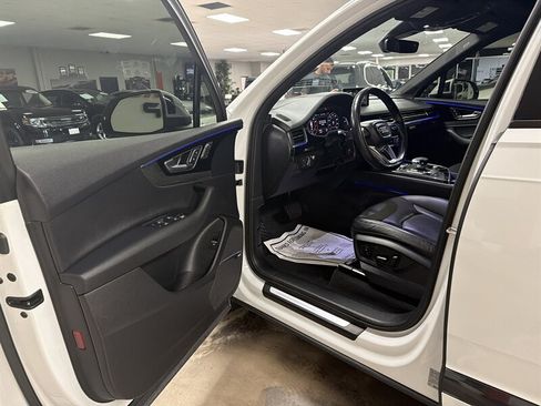 Used 2018 Audi Q7 3.0T Prestige w/ Prestige Package AWD/4WD image 21