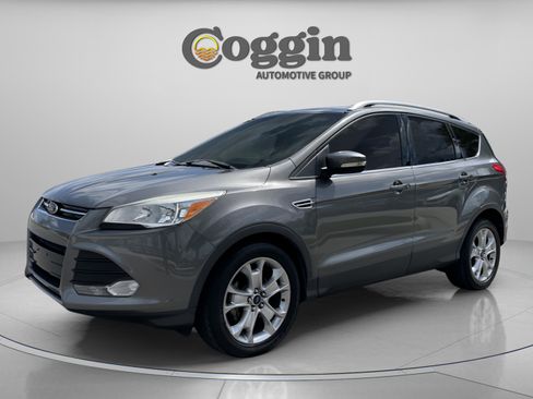 Used 2014 Ford Escape Titanium FWD image 2