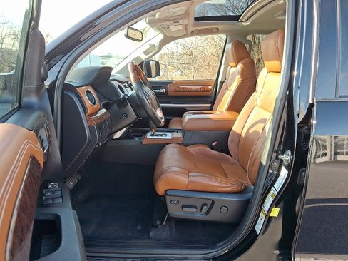 Used 2017 Toyota Tundra 1794 Edition image 15