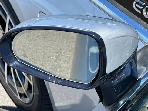 Certified 2022 Mercedes-Benz EQS 580 4MATIC Sedan w/ Exclusive Trim Package image 10