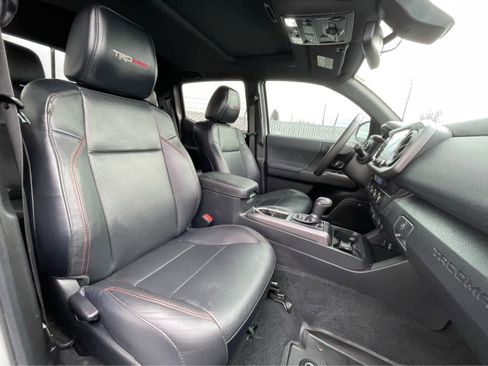 Used 2022 Toyota Tacoma TRD Pro image 30