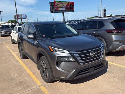 Used 2025 Nissan Rogue SV