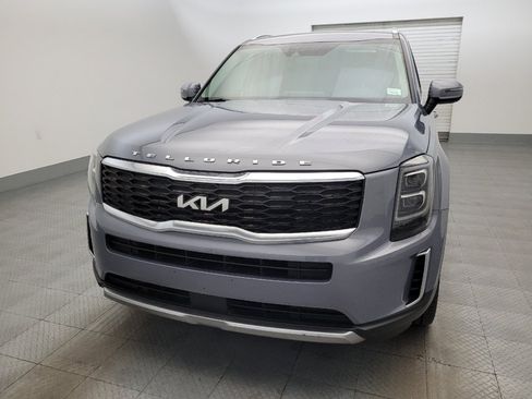 Used 2022 Kia Telluride EX w/ EX Premium Package FWD image 15
