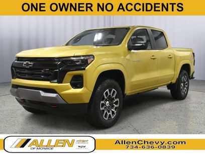 Used 2023 Chevrolet Colorado Z71 w/ Z71 Convenience Package 2