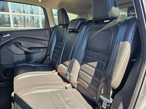 Used 2017 Ford Escape Titanium w/ Canadian Touring Package image 18