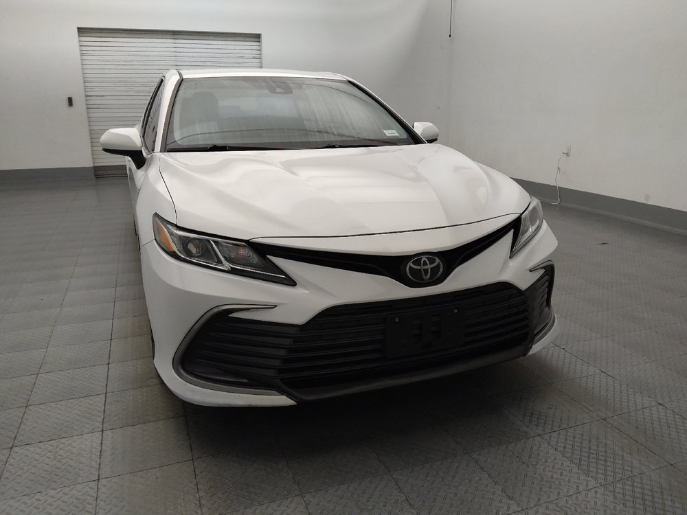 Used 2022 Toyota Camry LE FWD image 14