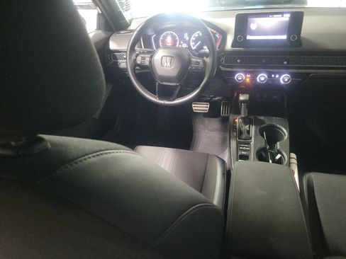 Used 2025 Honda Civic Sport image 13