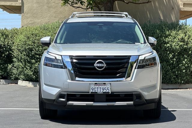 Used 2023 Nissan Pathfinder Platinum FWD image 8