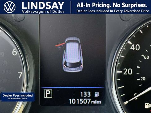 Used 2020 Nissan Rogue SL AWD/4WD image 28