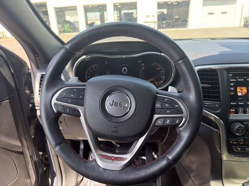 Used 2018 Jeep Grand Cherokee Trailhawk w/ Trailhawk Luxury Group AWD/4WD image 21