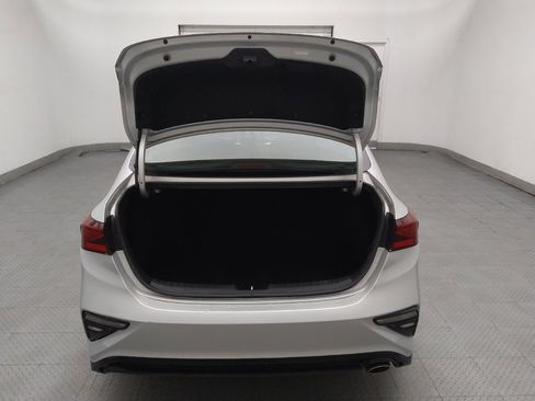 Used 2021 Kia Forte LXS FWD image 29