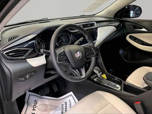 Used 2021 Buick Encore GX Preferred w/ Sport Touring Package FWD image 19