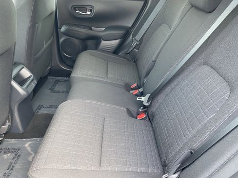 Certified 2025 Honda HR-V LX image 13