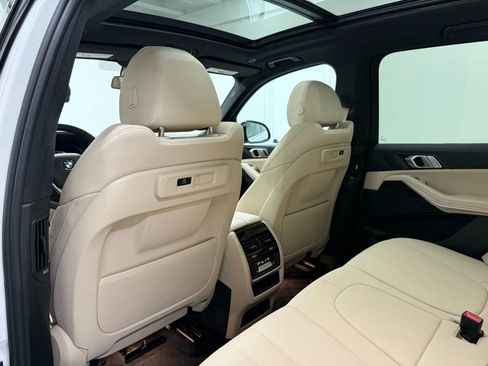 Used 2019 BMW X5 xDrive40i w/ Convenience Package image 37