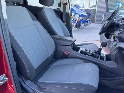 Used 2017 Ford Escape SE w/ Equipment Group 201A image 14