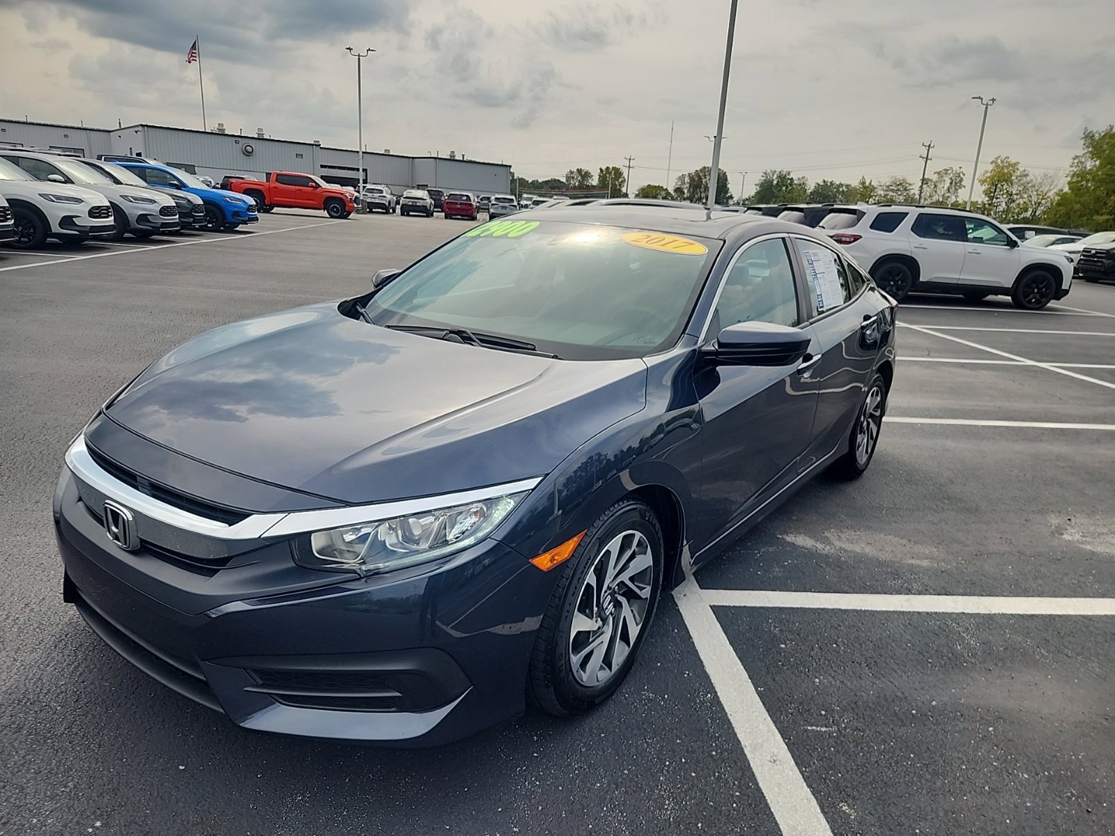 Used 2017 Honda Civic EX image 2