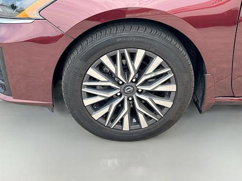 Used 2023 Nissan Altima 2.5 SV AWD/4WD image 29