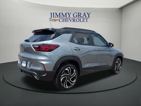 New 2026 Chevrolet TrailBlazer RS w/ Convenience Package FWD image 5