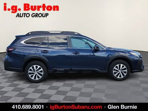 Used 2025 Subaru Outback Premium AWD/4WD image 7