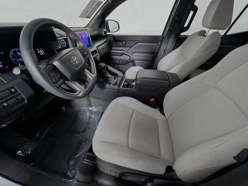 Used 2025 Toyota 4Runner SR5 image 15