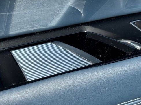 New 2025 Cadillac Escalade IQ Luxury 2 image 17