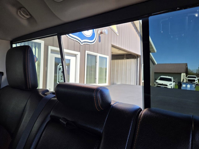 Used 2015 RAM 1500 Sport w/ Ignition Orange Sport Package AWD/4WD image 19