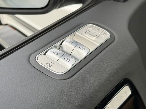 New 2026 Mercedes-Benz G 550 image 16