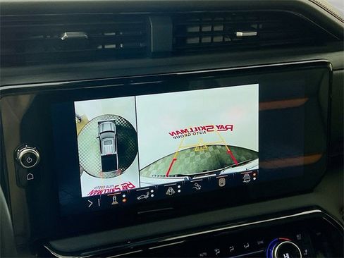 Used 2025 GMC Sierra 1500 AT4 w/ AT4 Premium Package image 18