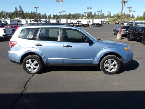 Used 2011 Subaru Forester 2.5X AWD/4WD image 6