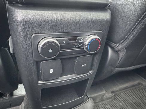 Used 2021 Ford Explorer XLT w/ Equipment Group 202A AWD/4WD image 20