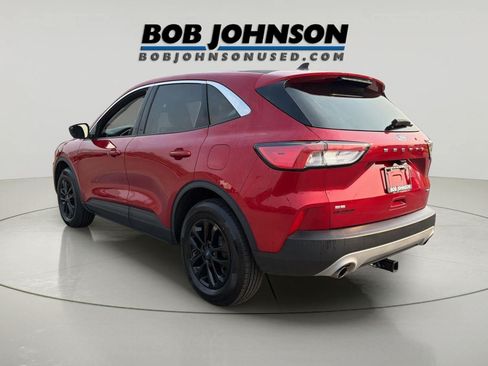 Used 2022 Ford Escape SE w/ Convenience Package AWD/4WD image 4